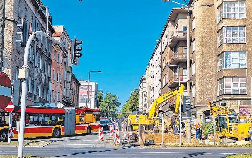 Zamykają prawoskręt. To kolejny etap rozbudowy ulicy, która potrwa do 2027 roku - foto