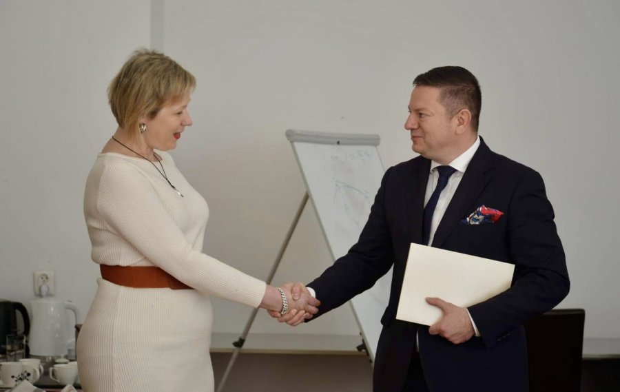 Odznaka dla kierowniczki i powołanie dla bielskiego naukowca. „Instytut potrzebuje ludzi w terenie” - foto