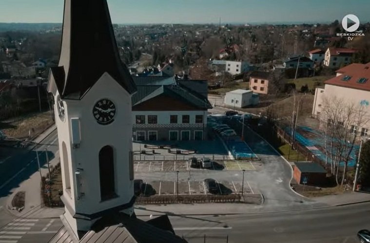Z zewnątrz wygląda obłędnie, a jak jest w środku? Planują tu wydarzenia na większą skalę WIDEO