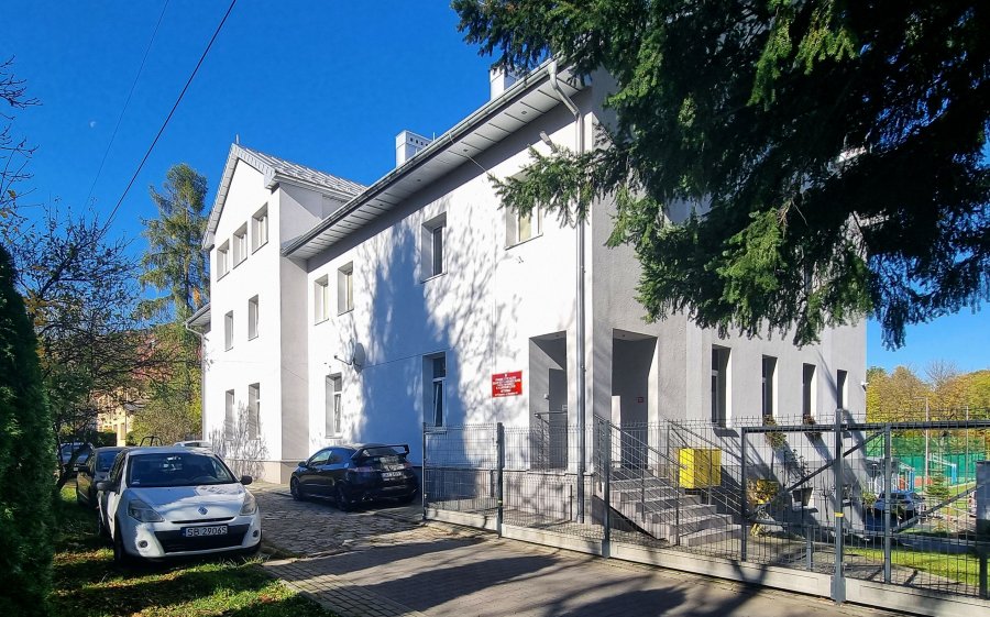 Zagrożony los świetnej szkoły. Samorząd dokłada coraz więcej, pomoże ministerstwo? - foto