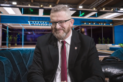 Pełna spięć rozmowa z Grzegorzem Braunem. „Czy dawno Pan ma takie objawy?” WIDEO