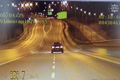Kierowca BMW jechał przez miasto ponad 150 km/h. To kolejny jego taki wyczyn - foto