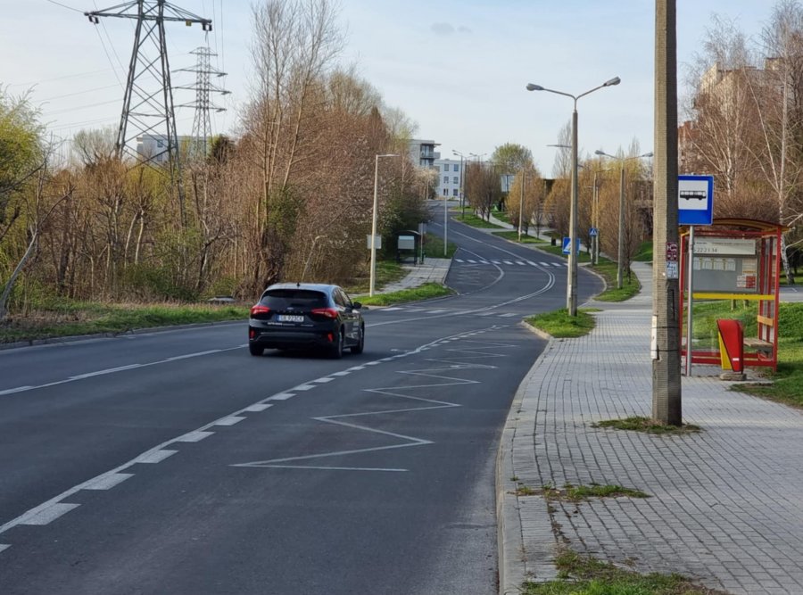 Uspokoją ruch na bielskim osiedlu. Utworzą dwie „wyspy” na środku jezdni - foto