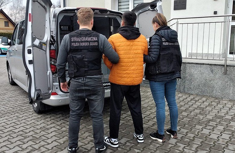 Z Bielska-Białej deportowano Kolumbijczyków. Mieli fałszywe dokumenty - foto