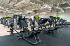 Gigant przejmuje kluby fitness w Polsce. Będzie jednak musiał sprzedać biznes w Bielsku-Białej