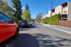 Koniec inwestycji wartej 10 mln zł. Na osiedlowej ulicy jest już nowy asfalt - foto