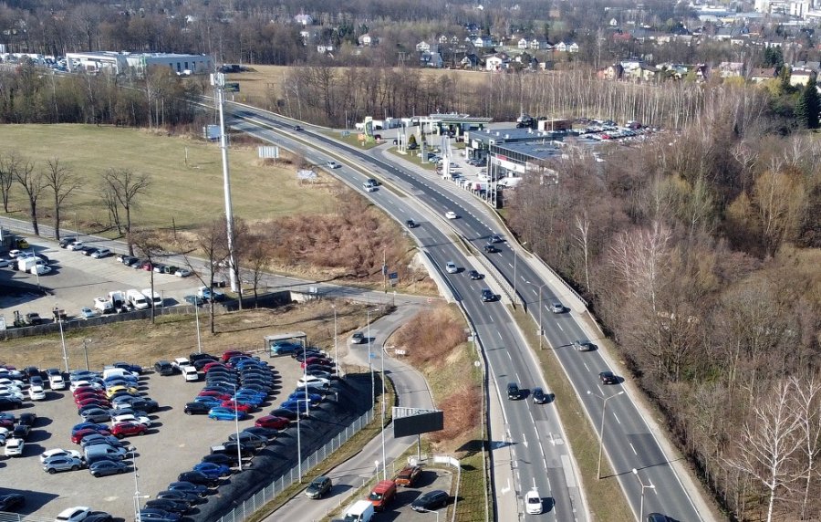 Nowy węzeł z rondem na DK1? Wyprzedzająco ogłosili przetarg, ale realizacja pod znakiem zapytania