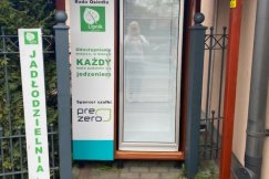 Nie wyrzucaj świątecznych potraw. W Bielsku-Białej działa szósta lodówka społeczna - foto