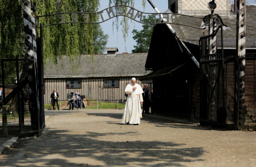 Symboliczna wizyta na terenie diecezji. Jej charakter wynikał z osobistej woli Franciszka - foto