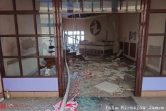 Pożar w dawnej fabryce Indukta. Z okien wydobywał się dym - foto