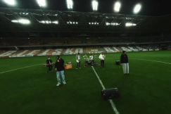 Muzycy nagrali klip na Stadionie Miejskim. „Przed nami ostatni, najważniejszy mecz” WIDEO