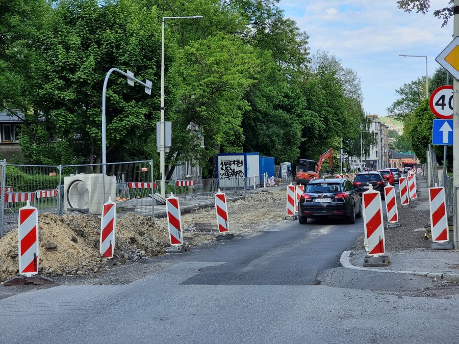 Coś drgnęło w rozbudowie Piastowskiej. Inwestor zapewnia, że rozwiązano dotychczasowe problemy