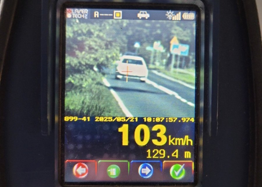 Gnał w obszarze zabudowanym. Policja nie ma dla nich taryfy ulgowej - foto