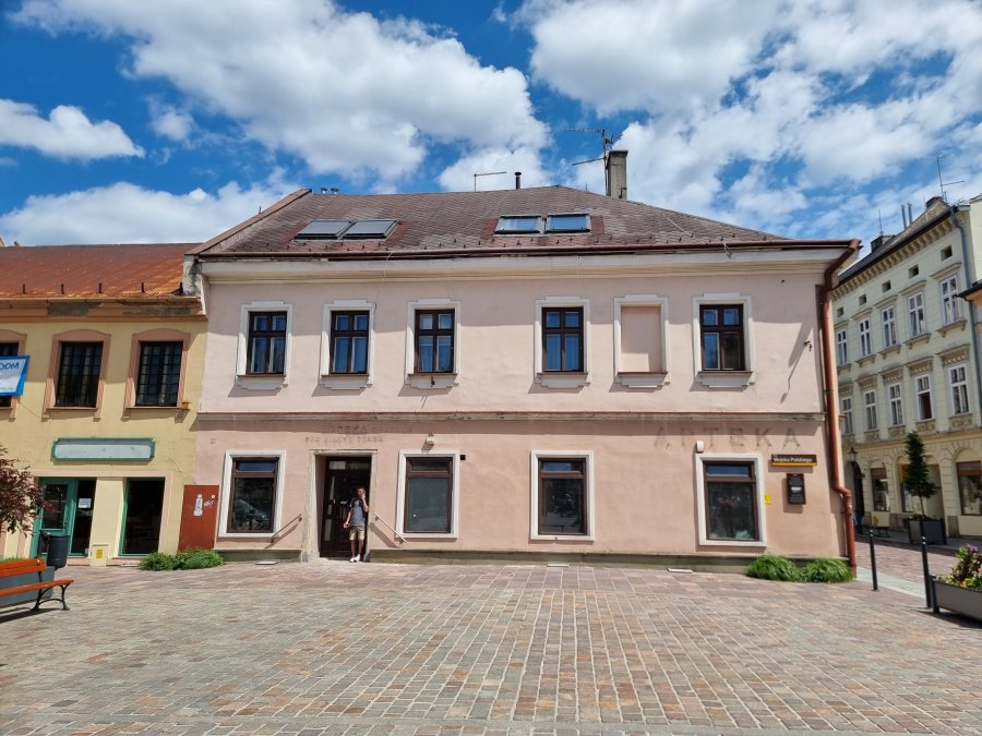W kamienicy przez lata działała apteka. Powstaje tu lokal, którego nazwę znają wszyscy mieszkańcy
