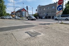Po wielu miesiącach załatali dziury. Kierowcy w końcu nie będą uszkadzać aut - foto