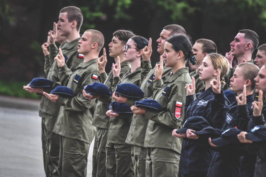 Elewi złożyli przysięgę. Bielski batalion zaprasza w sierpniu na „wakacje z wojskiem” - foto