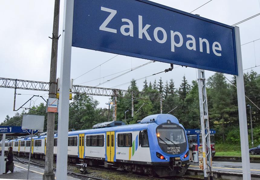 Zmiany w rozkładzie jazdy pociągów. Powróci nieczynny przystanek i wakacyjny kurs w Tatry