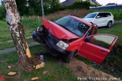Pomylił życie z grą komputerową. Uderzył w dwa jadące auta i zaczął uciekać - foto