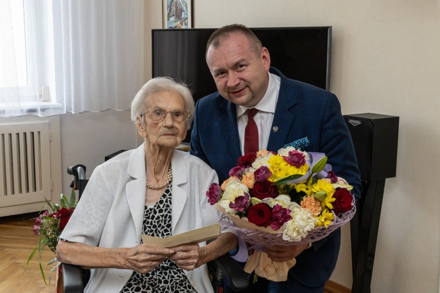 Los nie szczędził pani Wiesławie dramatów. Bielszczanka kończy 100 lat - foto