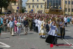 Długi weekend w kursowaniu komunikacji. Będą utrudnienia w związku z procesjami