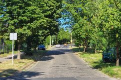 Zaskoczenie na osiedlu. Miasto specustawą wywłaszcza działki pod kolejny etap rozbudowy ulicy