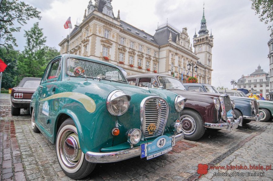 Zabytkowe auta zjadą do Bielska-Białej. Czeka nas tradycyjny konkurs elegancji - foto