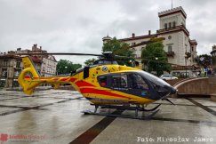 Akcja ratunkowa w centrum, lądował śmigłowiec LPR. Pilnej pomocy wymagało małe dziecko - foto