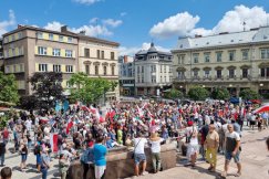 Protest przeciwko imigrantom. „Działania rządu PiS odbijają się nam rykoszetem” ZDJĘCIA
