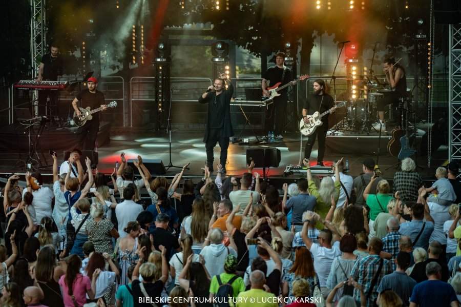 Kolejny wakacyjny koncert za nami. Publiczność bawiła się znakomicie - foto