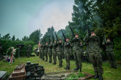 Pożegnaliśmy wielkiego patriotę. Spoczął w kwaterze żołnierzy Armii Krajowej - foto
