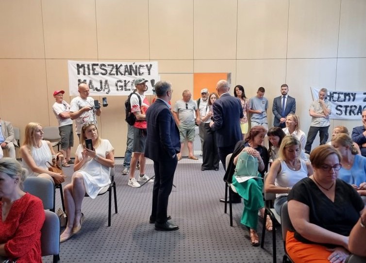 „Kampania pomówień i dezinformacji”. Prezydent i radni apelują o jej zakończenie