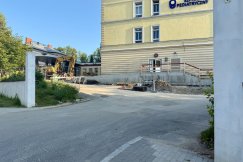 Utrudnienia w rejonie bielskiego szpitala. Przez kilka dni obowiązuje tymczasowy wjazd - foto