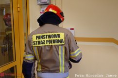 Alarm w wieżowcu na bielskim osiedlu. Czujnik spowodował uruchomienie syreny - foto