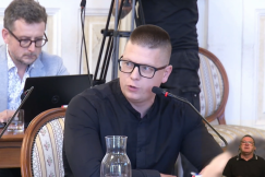 Zastraszony radny głosował pod naciskiem? „Jak ktoś jest słaby, to powinien podać się do dymisji”
