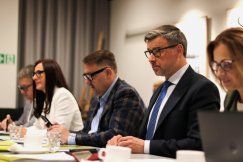 Samorządowcy przyjęli apel. Sprzeciwiają się aktom nienawiści wobec obywateli Ukrainy - foto