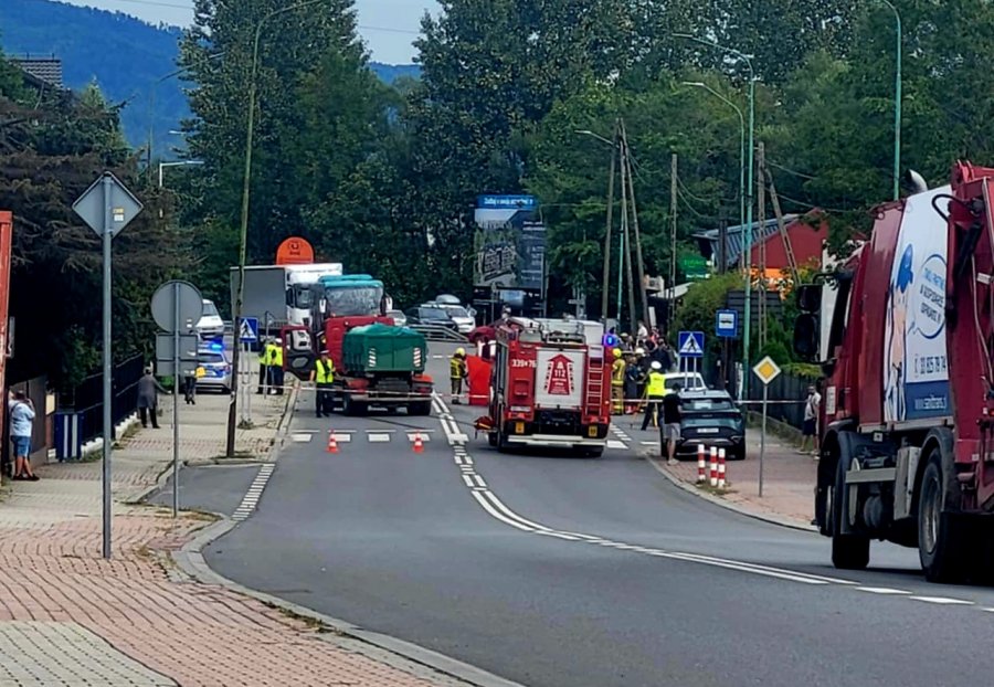Tragiczny wypadek w Szczyrku, nie żyje młody mężczyzna. Na miejscu był prokurator - foto