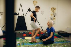 Czym jest fizjoterapia dziecięca i jakie ma znaczenie?
