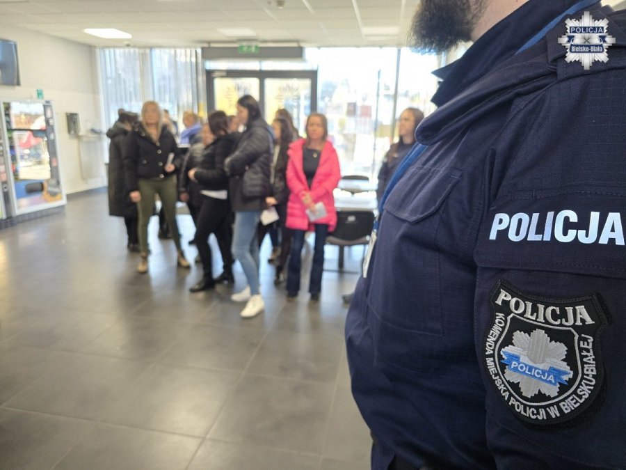 20 rezerwistów stawiło się w bielskim garnizonie. Sprawdzali gotowość systemu - foto