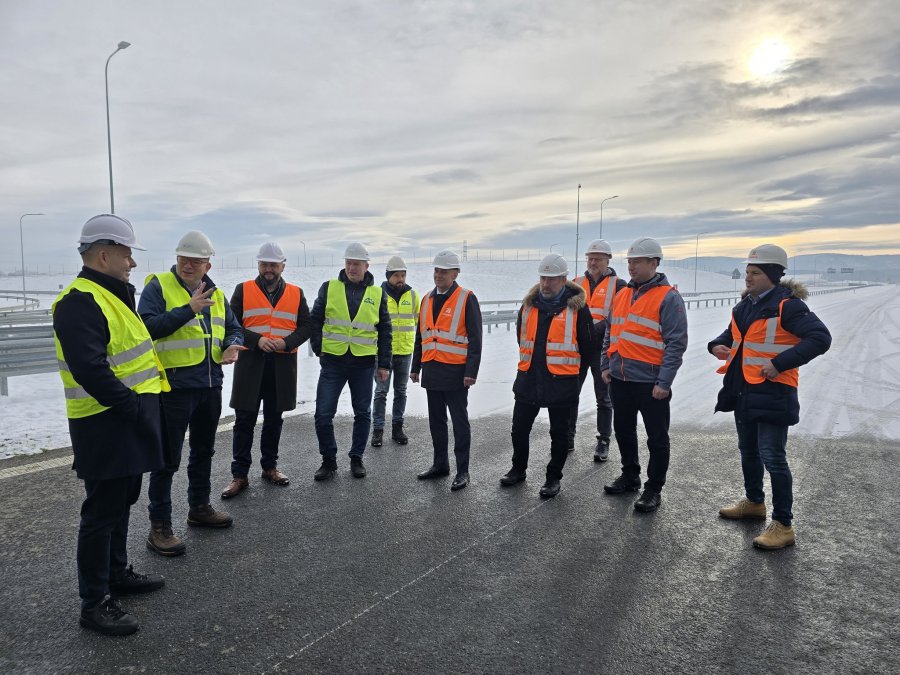 Wiceprezydent z wiceministrem na budowie S1. Znamy wstępną datę otwarcia bielskiego odcinka - foto