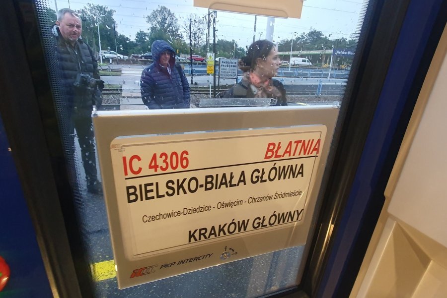 Czwarty pociąg z Bielska-Białej do Krakowa wrócił po przerwie. Doszło do korekty rozkładu