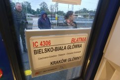 Czwarty pociąg z Bielska-Białej do Krakowa wrócił po przerwie. Doszło do korekty rozkładu