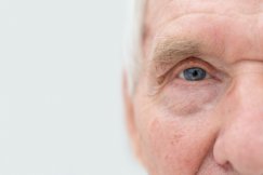 Bielscy seniorzy nie czekają w kolejkach - sprawdź, jak leczyć zaćmę bez dopłat