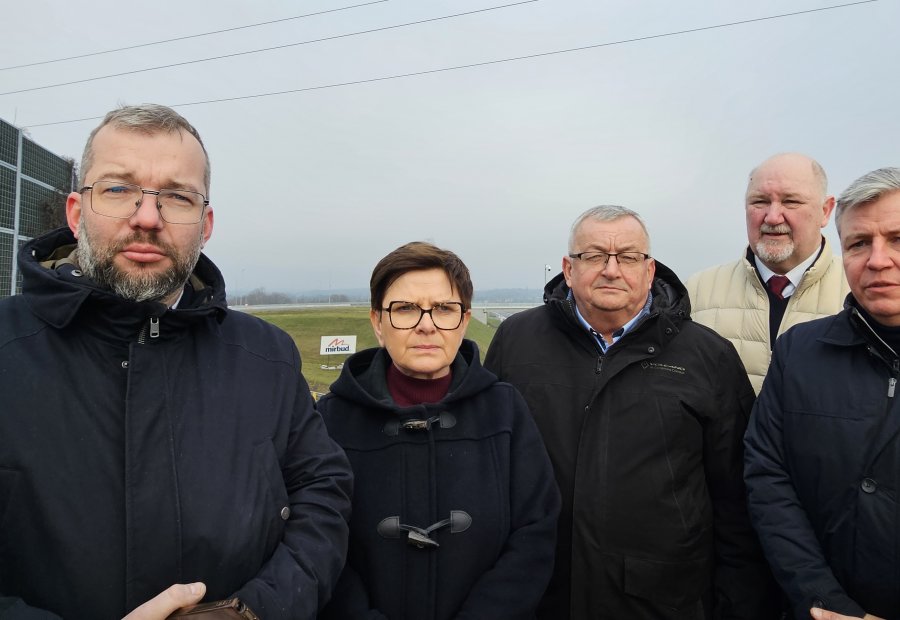 Była premier i politycy PiS pojawili się na S1. „To nasz rząd podjął decyzję o budowie drogi” - foto
