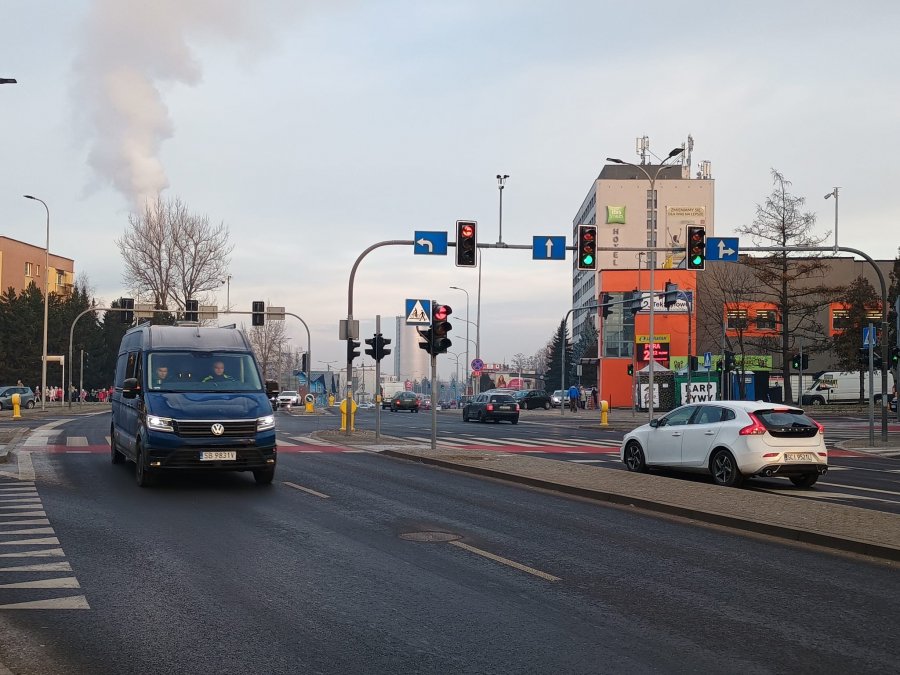 Zmiana na ruchliwym skrzyżowaniu. Będzie można skręcić w lewo z dwóch pasów - foto