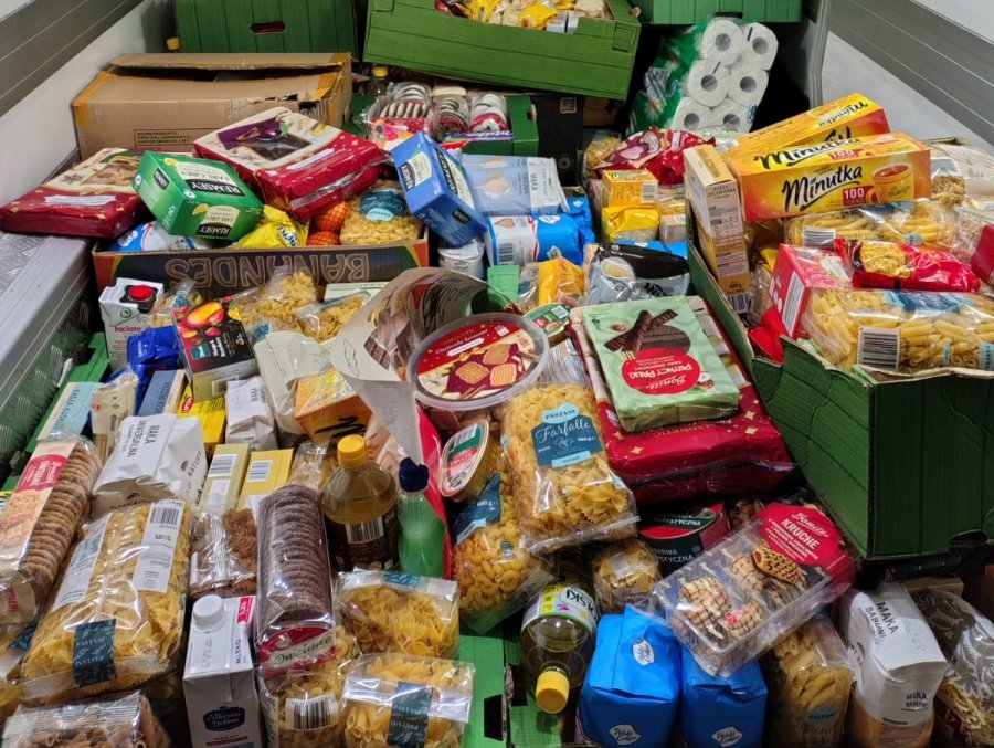 Zebrano rekordową ilość żywności. Przed świętami trafi do najbardziej potrzebujących - foto