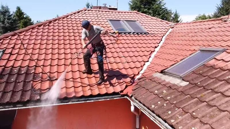 Dlaczego zimą trzeba kontrolować stan dachu krytego blachą