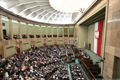 Cyniczna gra tragedią w Bielsku-Białej. PiS atakuje rząd, ale milczy o niewygodnych faktach