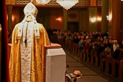 Pasterka w katedrze św. Mikołaja. Tłumy mieszkańców na wspólnej modlitwie - foto