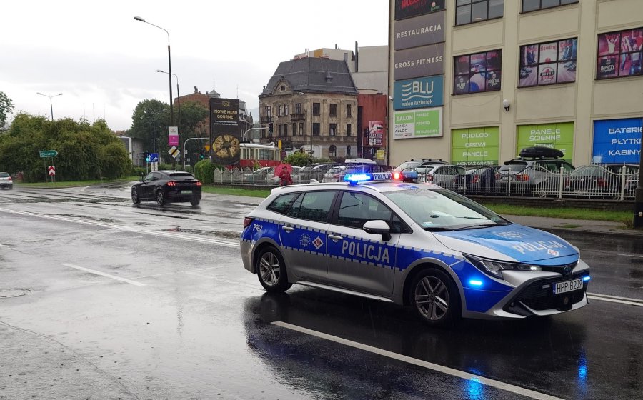 Narkotyki w torebce w świąteczny poranek. 26-latka zatrzymana w centrum Bielska-Białej