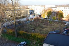 Zamiast hotelu europejskiej sieci, blaszany płot. Deweloper kupi atrakcyjną działkę przy dworcu?